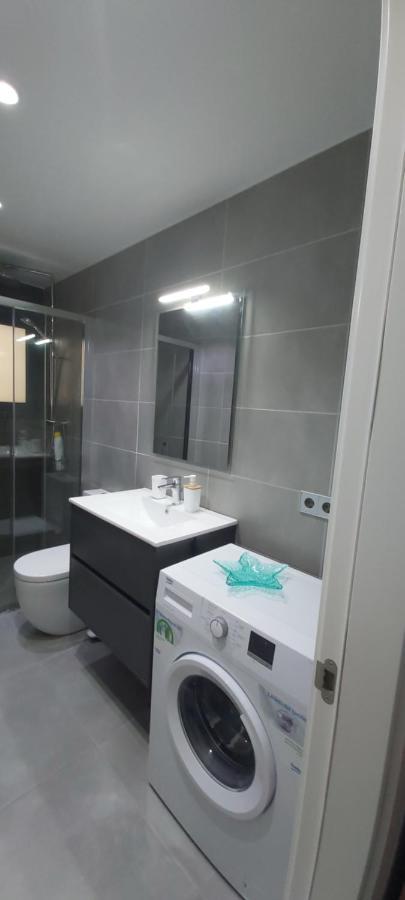 Apartamento Con Terraza Y Vistas Al Mar Roses Luaran gambar